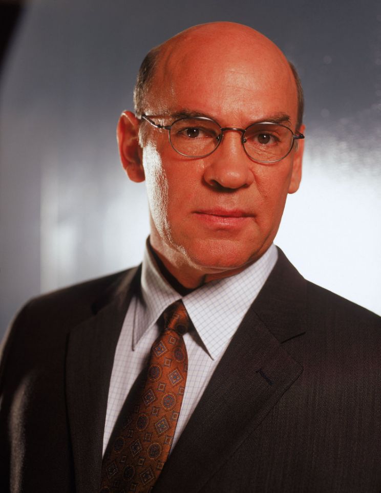 Mitch Pileggi