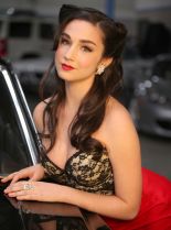 Molly Ephraim