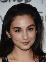 Molly Ephraim #122156 picture (Portrait Medium)