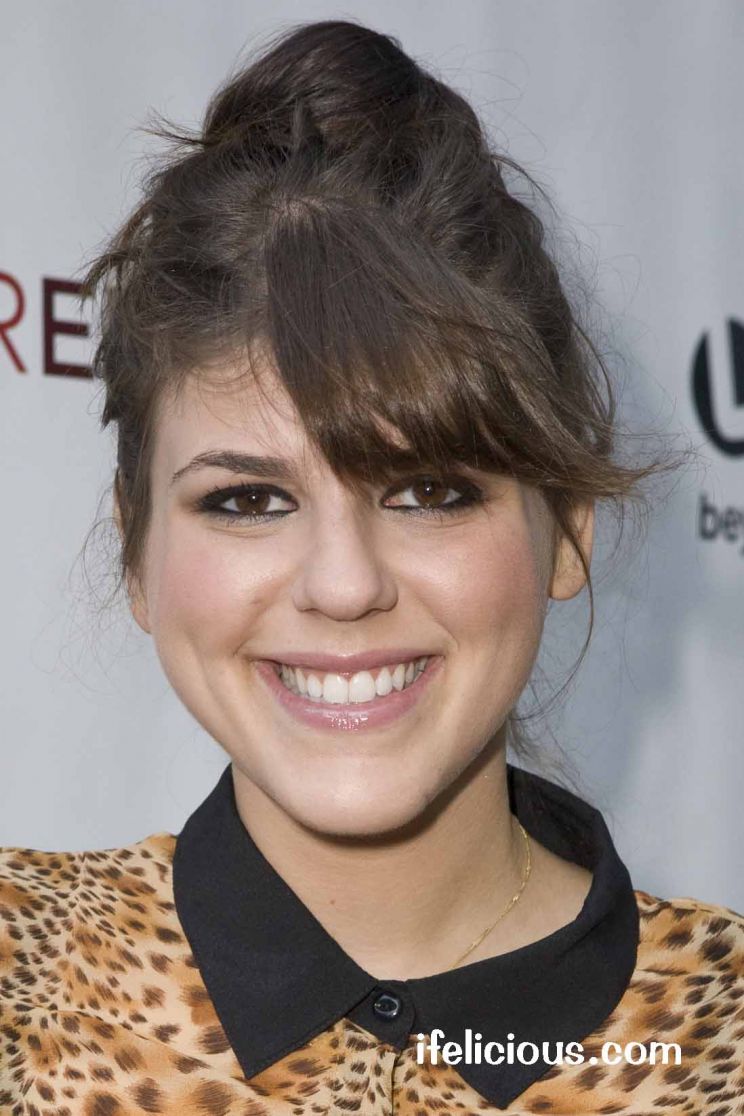 Molly Tarlov