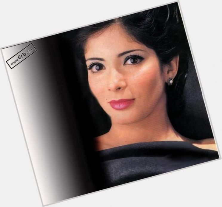 Mona Zaki