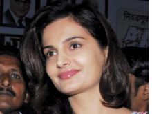 Monica Bedi photo