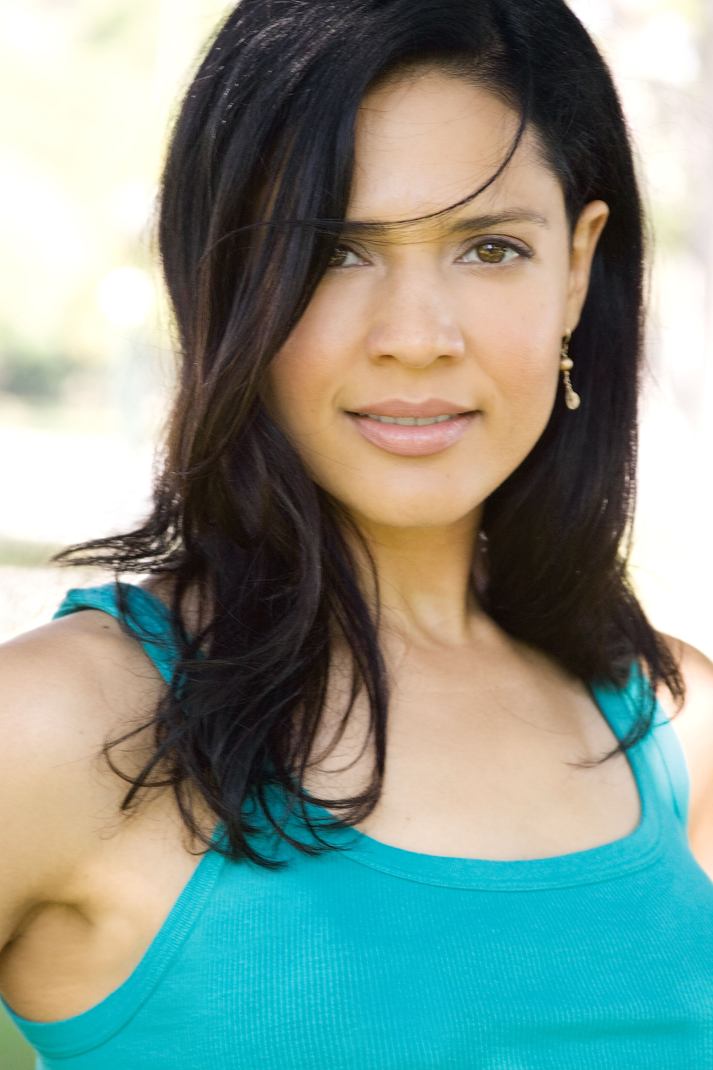 Pictures of Monique Gabriela Curnen