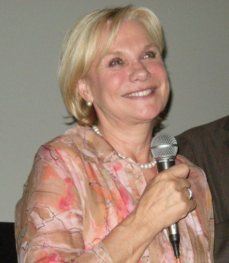 Monique van de Ven
