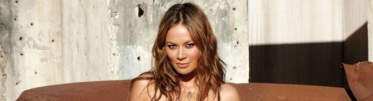 Moon Bloodgood