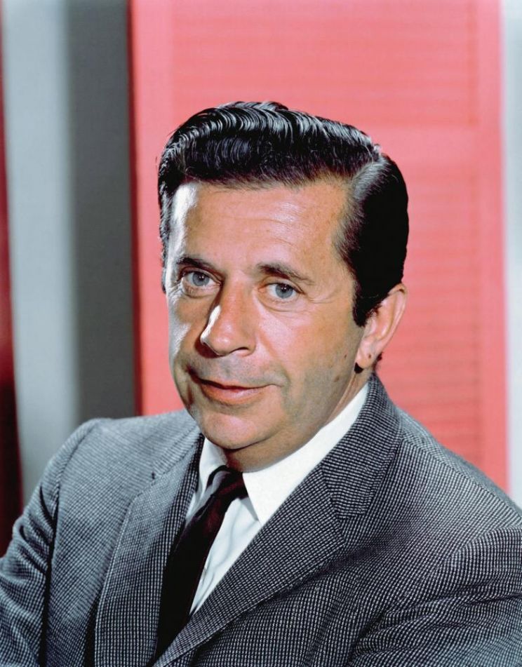 Morey Amsterdam