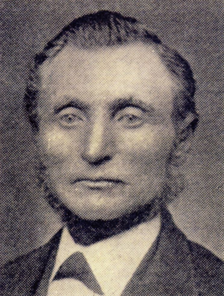 Moroni Olsen