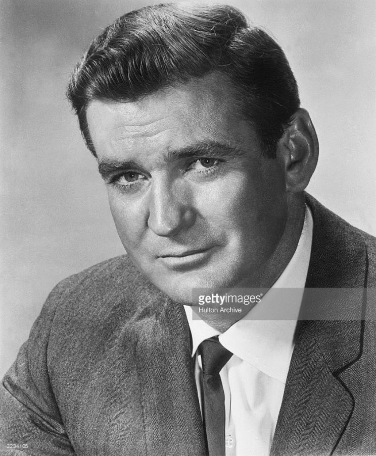 Moroni Olsen
