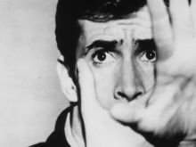 Mort Mills