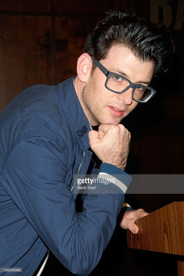 Moshe Kasher