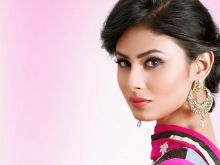 Mouni Roy