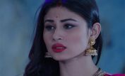 Mouni Roy