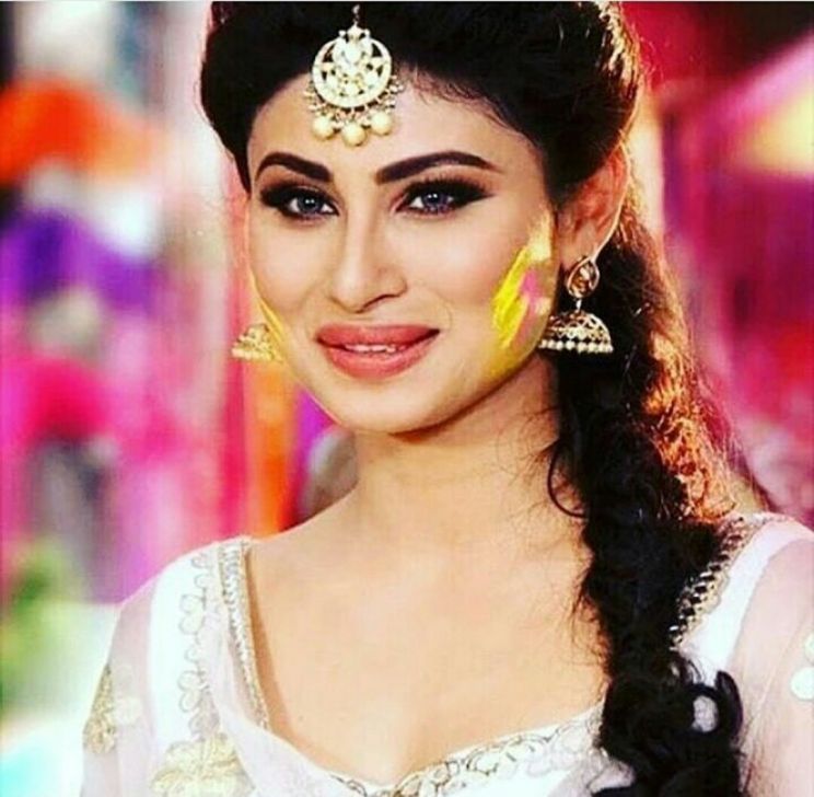 Mouni Roy