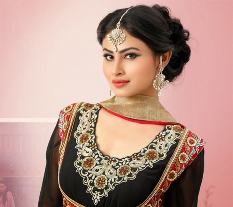 Mouni Roy