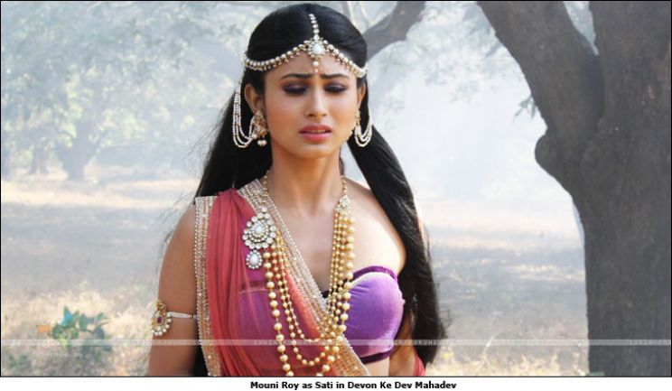 Mouni Roy