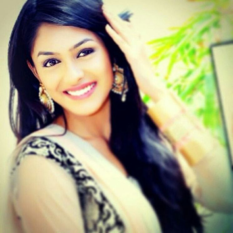 Mrunal Thakur