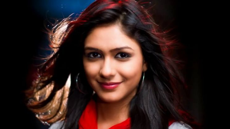 Mrunal Thakur