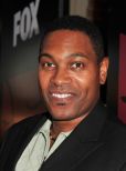 Mykelti Williamson