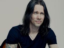 Myles Kennedy photo
