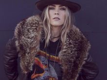 Nadine Crocker photo