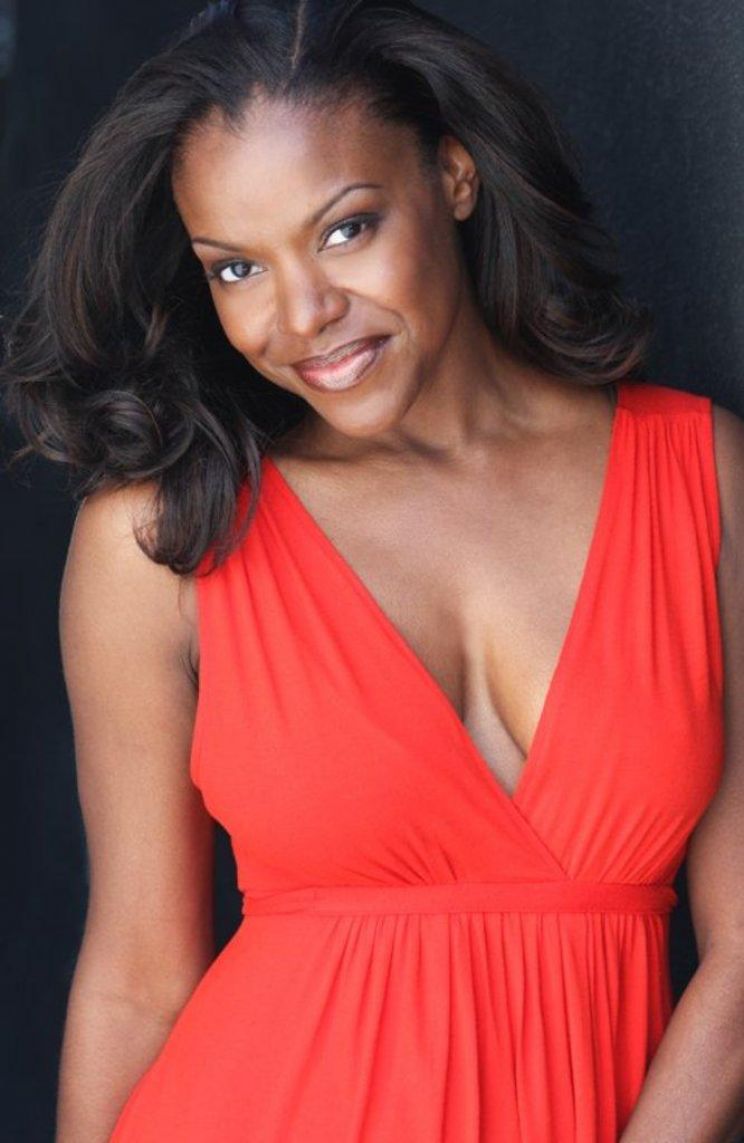 Nadine Ellis