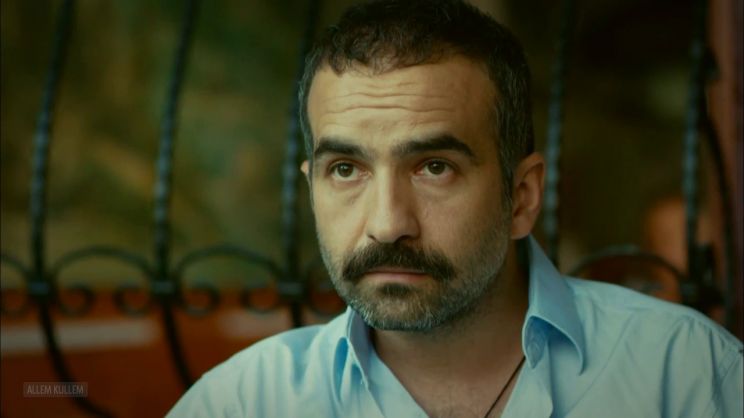 Nadir Saribacak