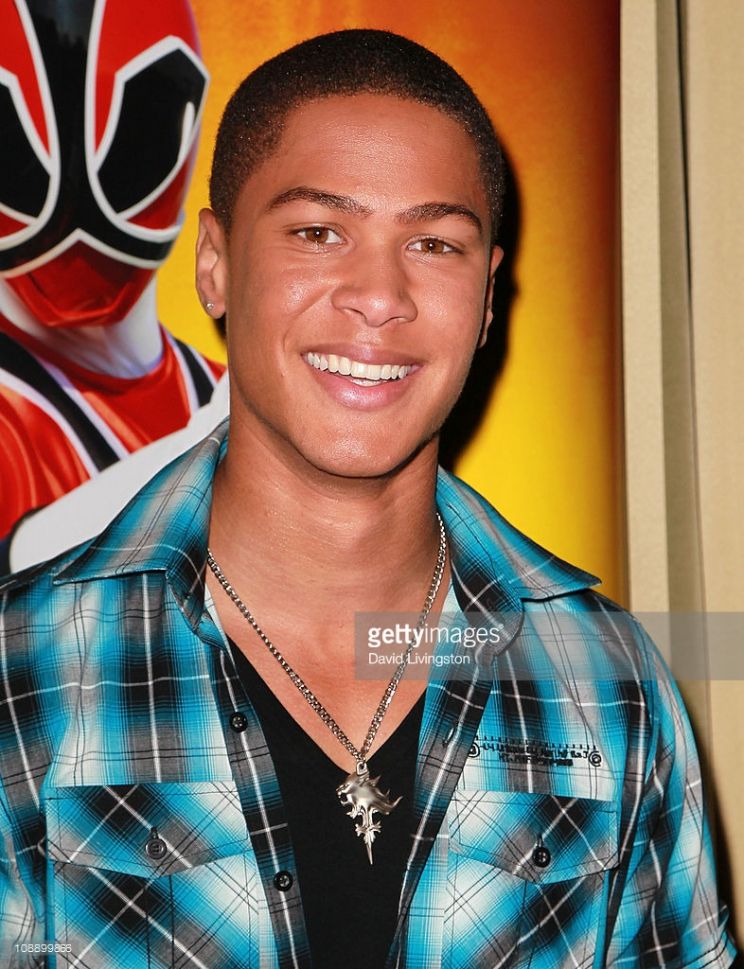 Najee De-Tiege