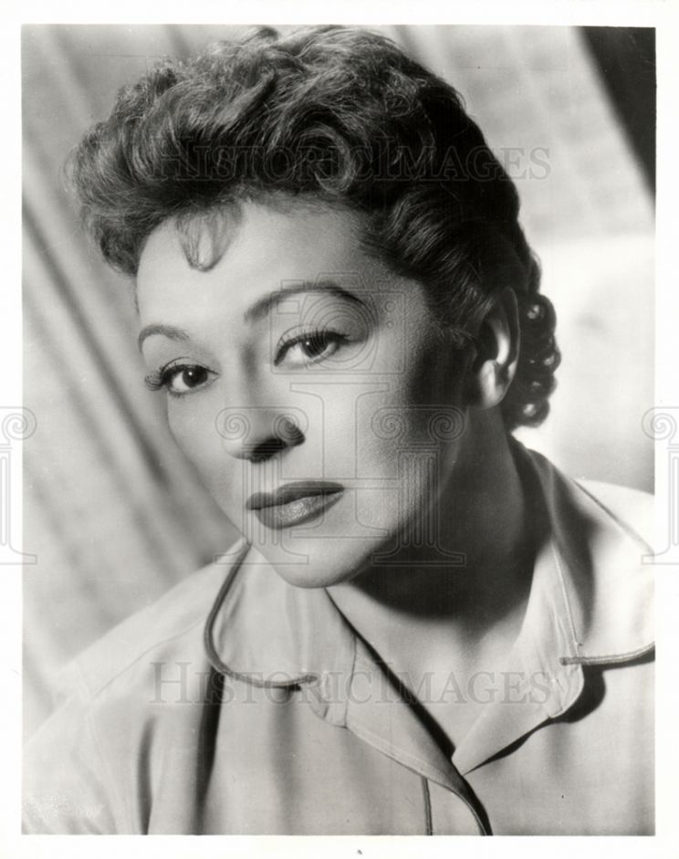 Nancy Kelly