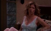 Nancy Travis