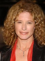 Nancy Travis