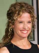 Nancy Travis photo