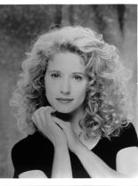 Nancy Travis