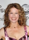 Nancy Travis