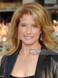 Nancy Travis