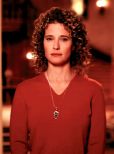 Nancy Travis