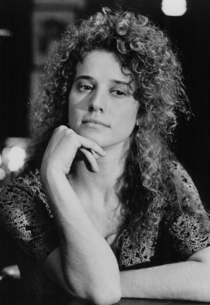 Nancy Travis