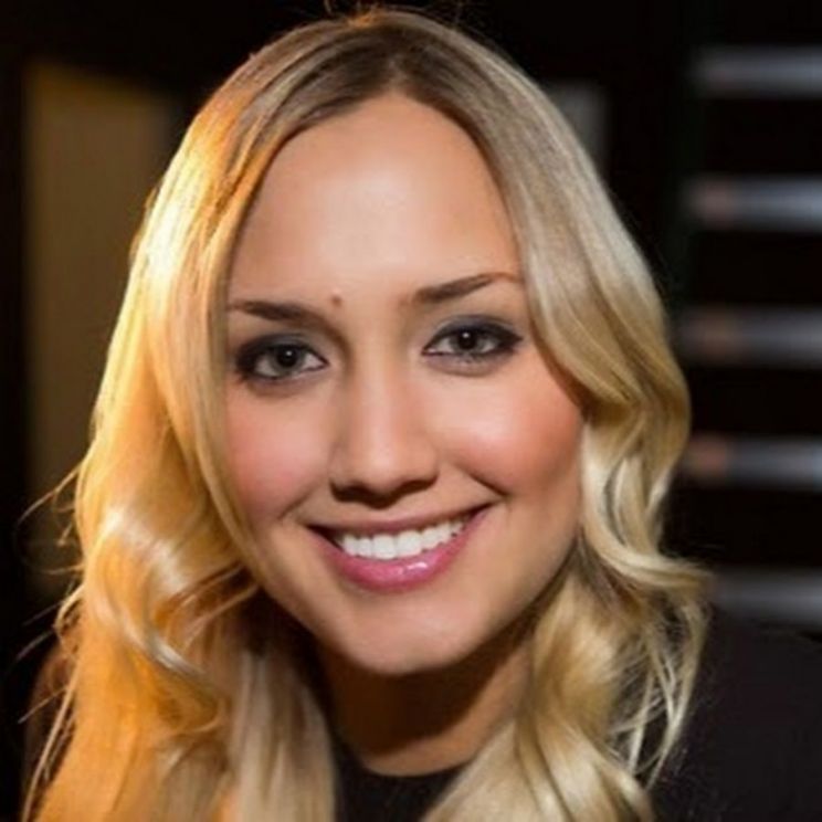 Naomi Hewer
