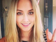 Naomi Kyle photo
