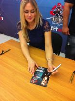 Naomi Kyle photo