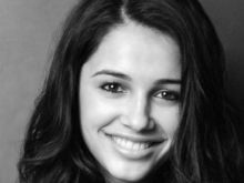 Naomi Scott photo
