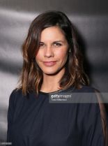 Naomi Scott photo