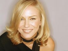 Naomi Watts photo