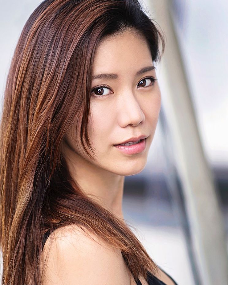 Narisa Suzuki