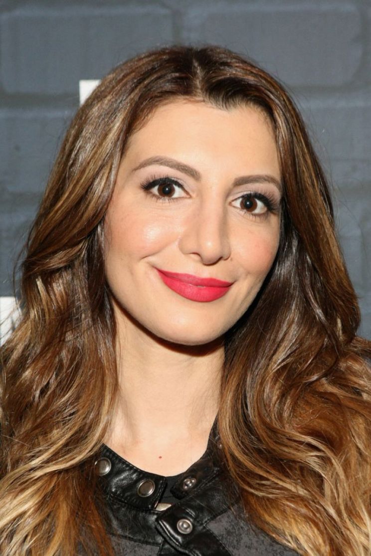 Nasim Pedrad