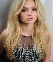 Natalie Alyn Lind