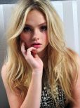 Natalie Alyn Lind