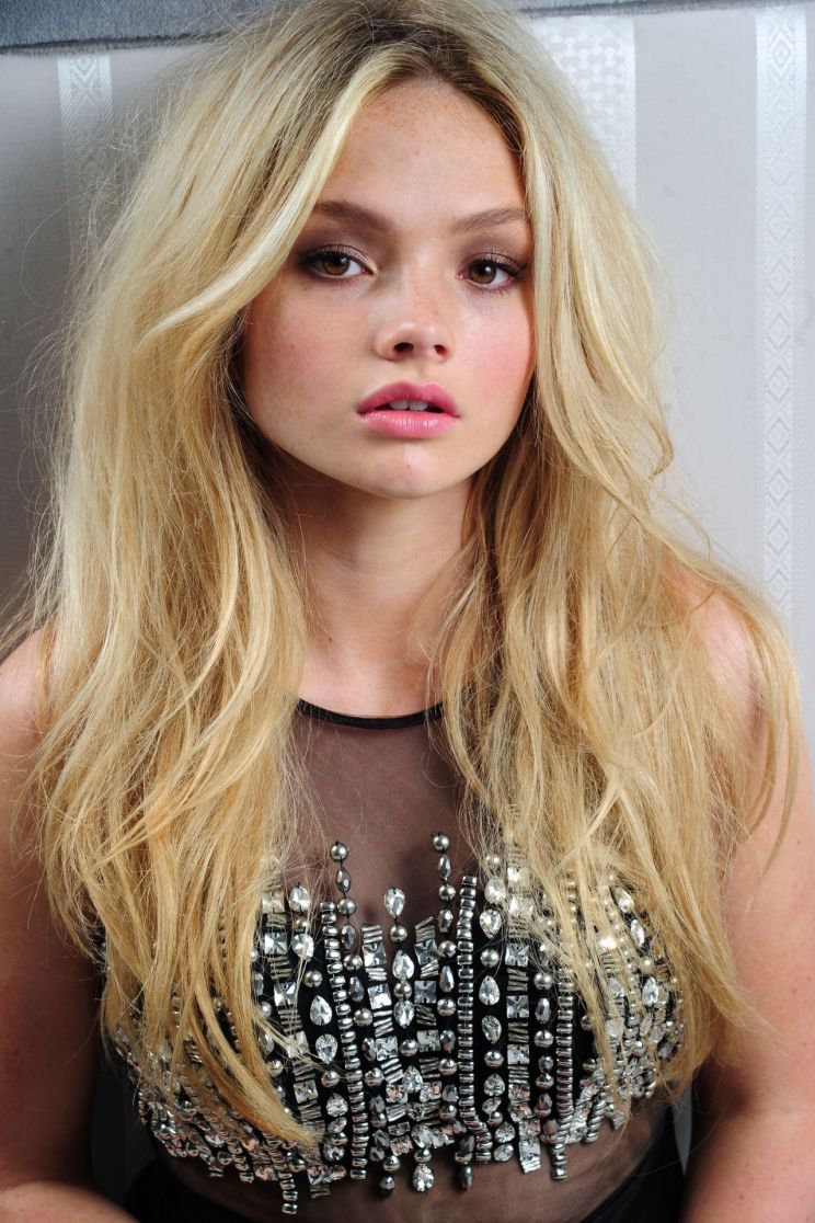 Natalie Alyn Lind