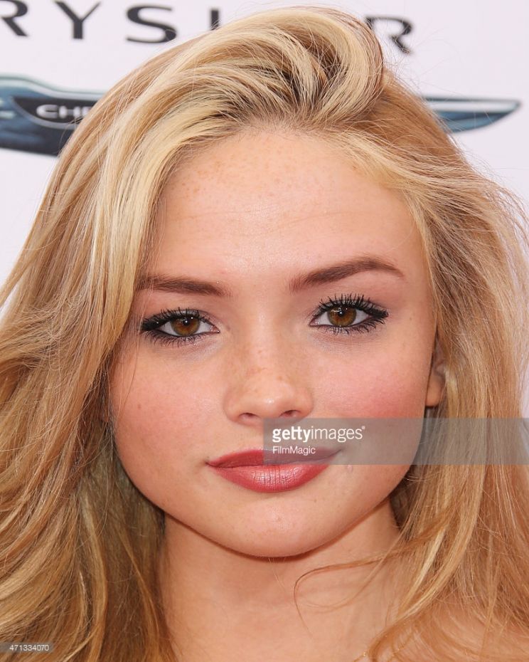 Natalie Alyn Lind