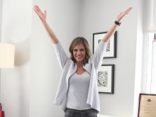 Natalie Morales photo