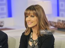 Natalie Morales photo